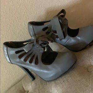 Ribbon tie heels